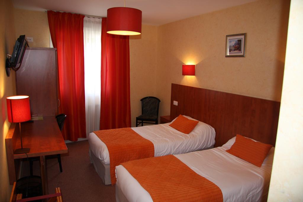 Logis Hotel Le Florina Sainte-Florine Ngoại thất bức ảnh